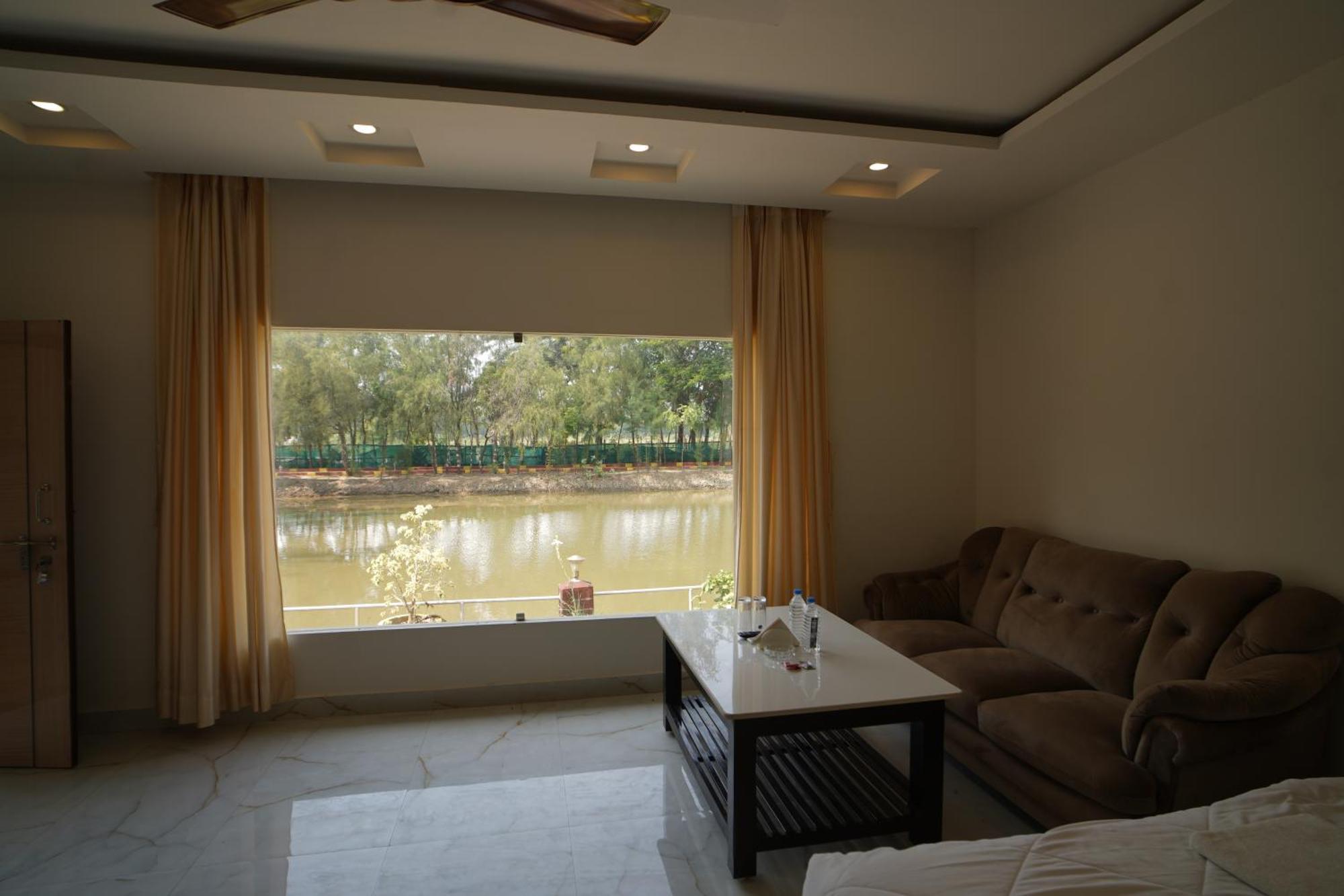 Lake View Village Resort Tajpur Kültér fotó