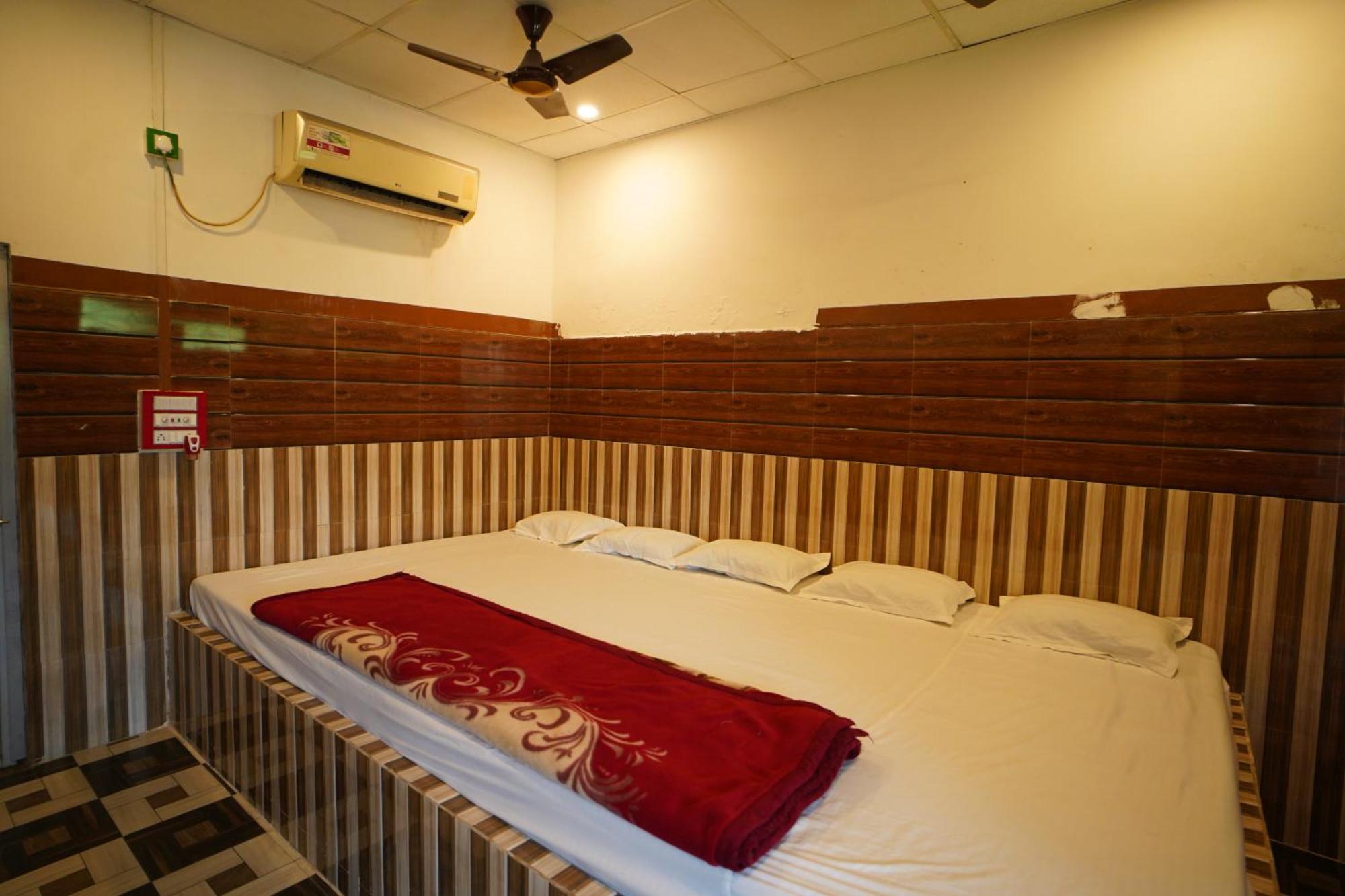 Lake View Village Resort Tajpur Kültér fotó