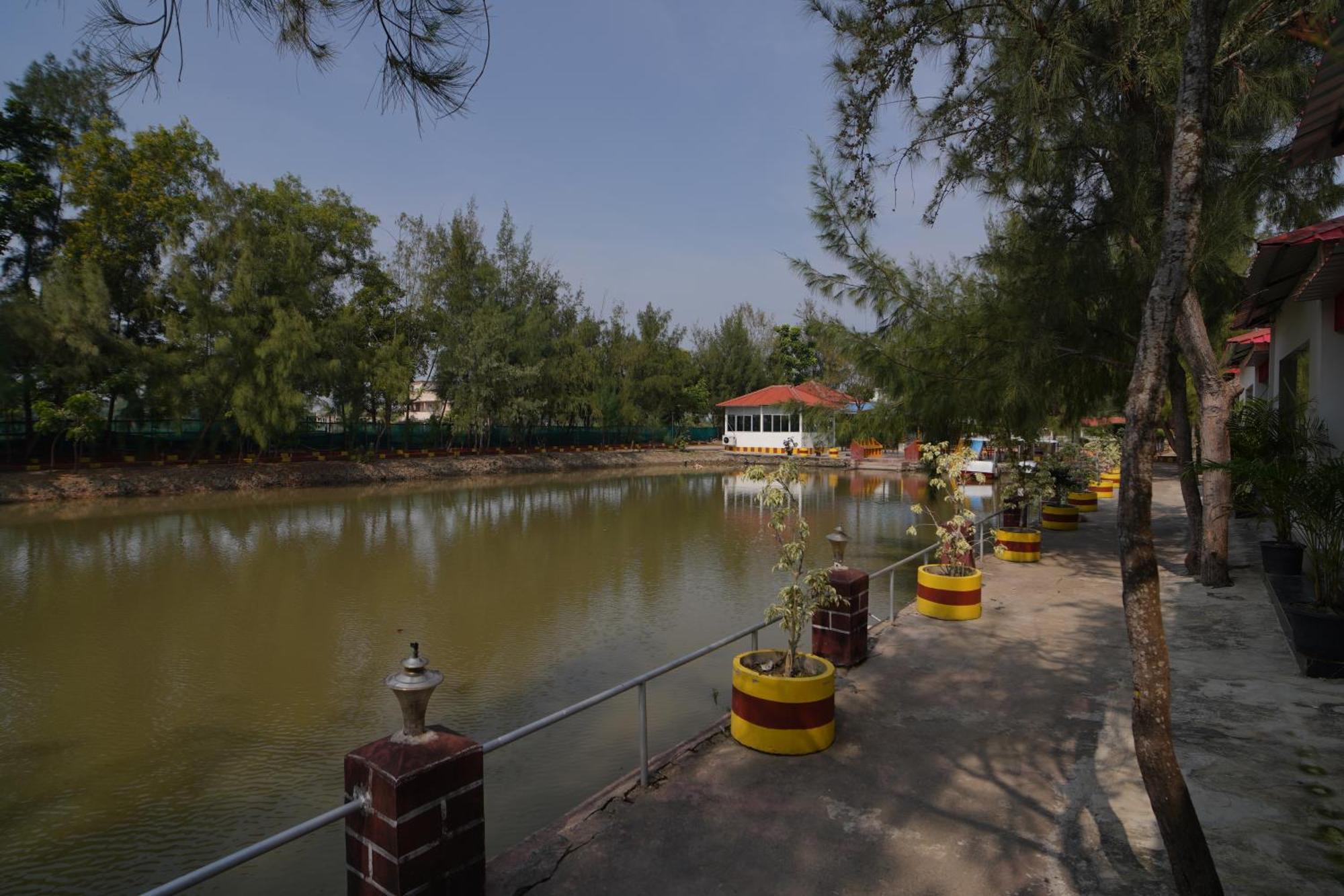 Lake View Village Resort Tajpur Kültér fotó