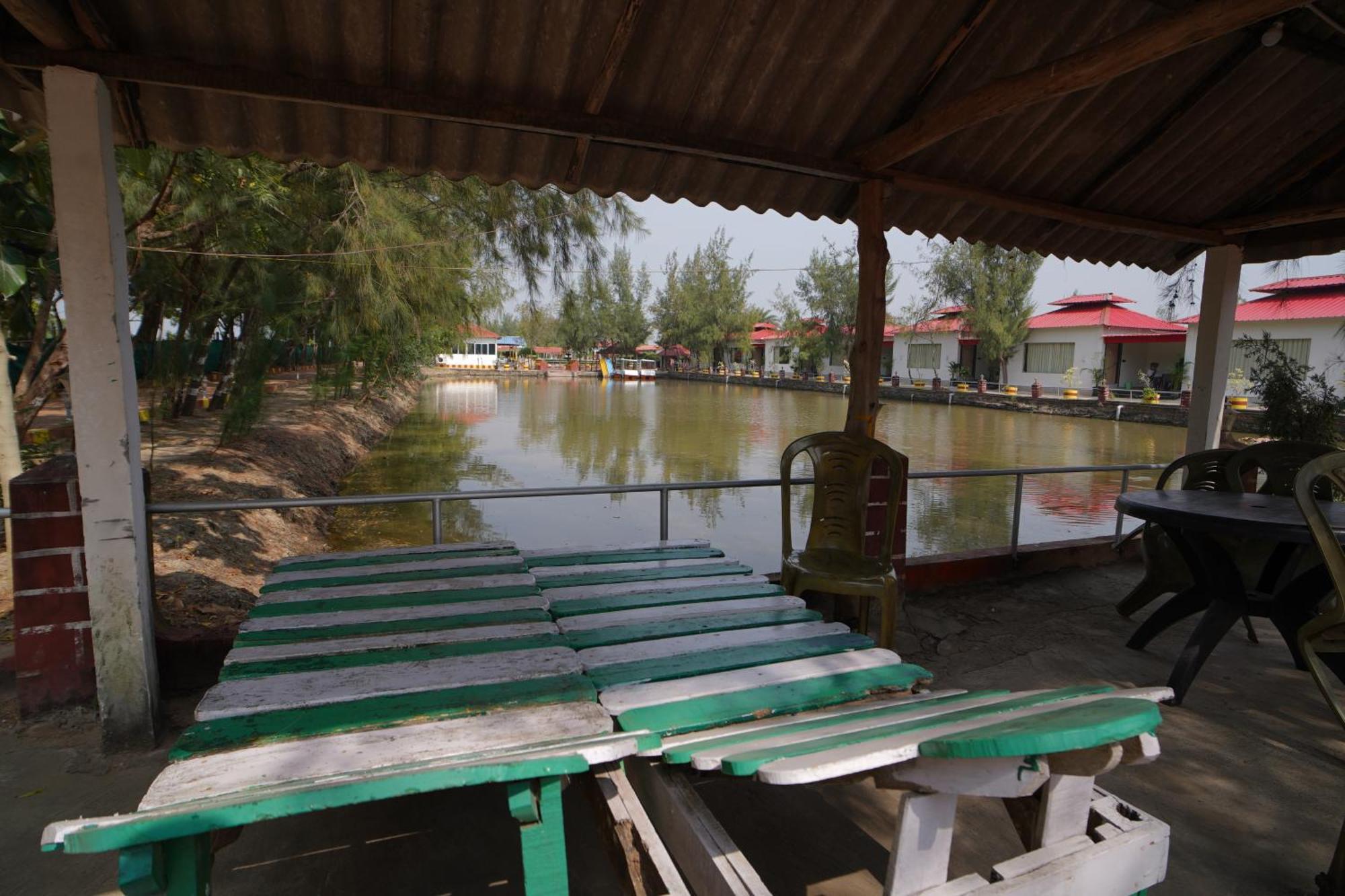 Lake View Village Resort Tajpur Kültér fotó